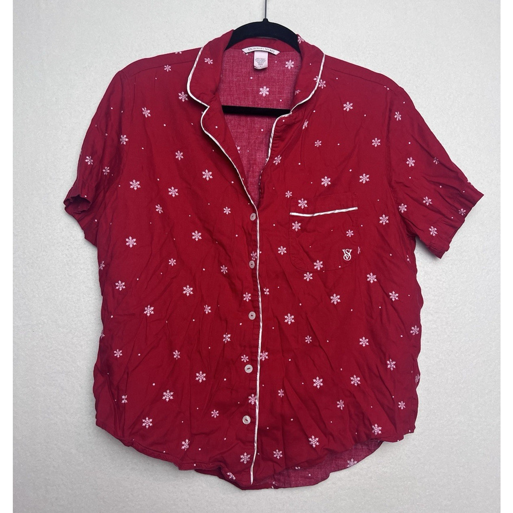 Victoria's Secret Short Sleeve Button Up Top and Shorts Size M Red w/Snowflakes
